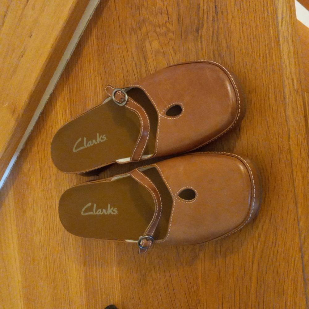 New Clark's women's sandals.